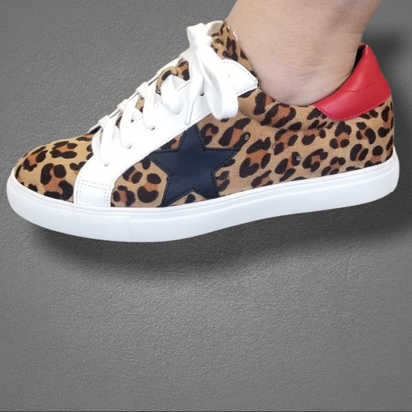 Leopard Animal Print Black Star Platform Sneaker - Picture 5 of 9